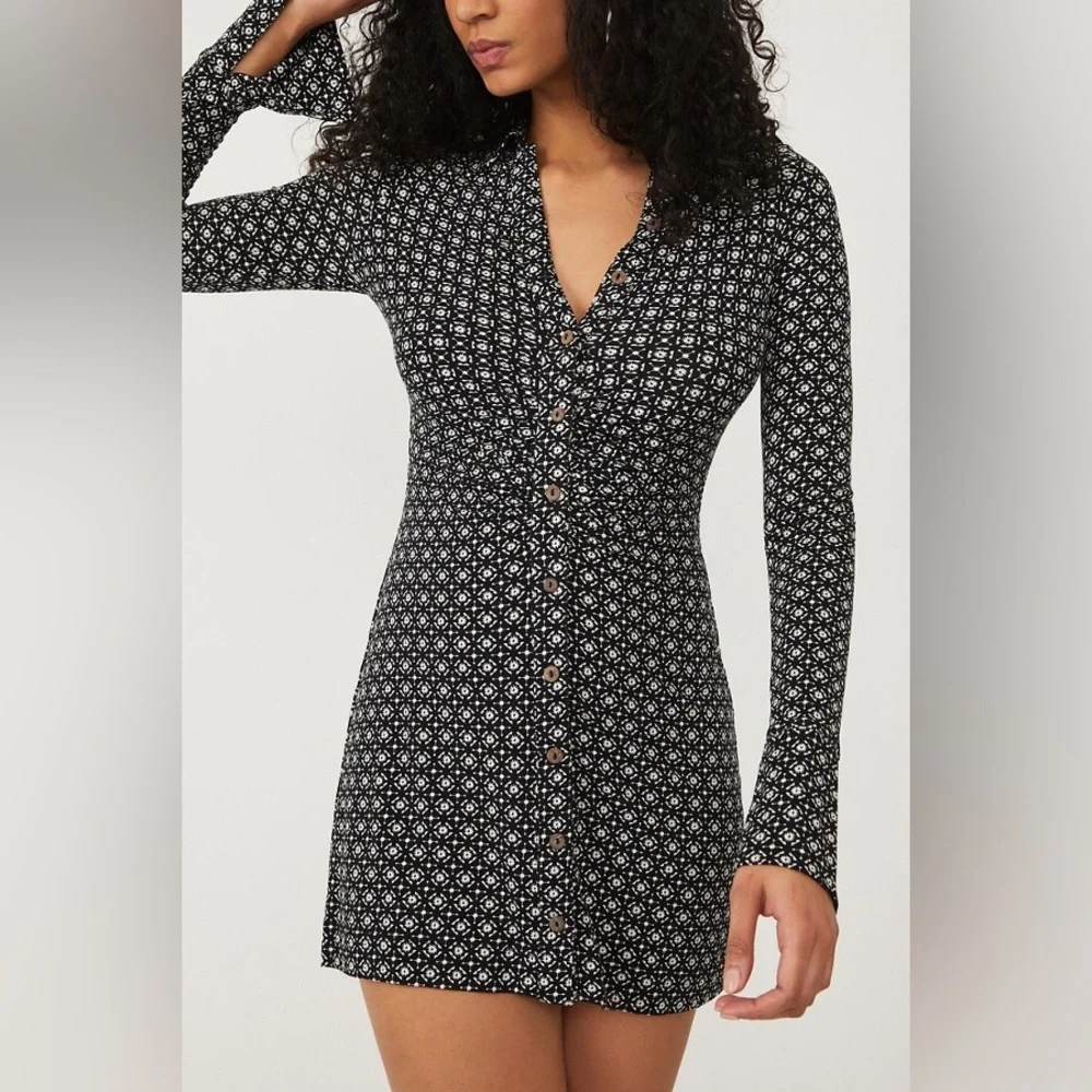 Free People Shayla Black White Retro Ruched Spring Mini Dress M y2k 90s - Picture 2 of 11